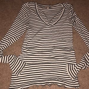 Bodycon striped long sleeved express shirt